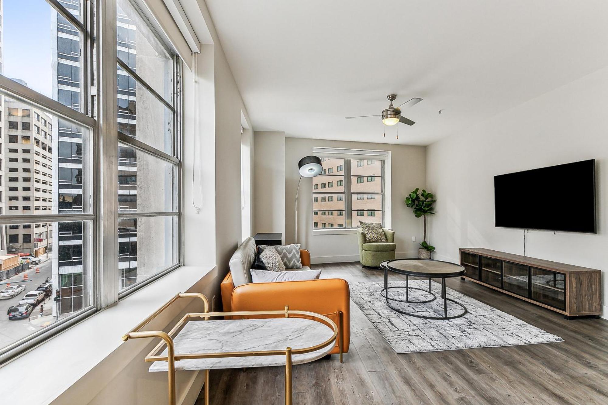 Upscale Condos And Penthouses Close To Canal And Bourbon St New Orleans  Kültér fotó