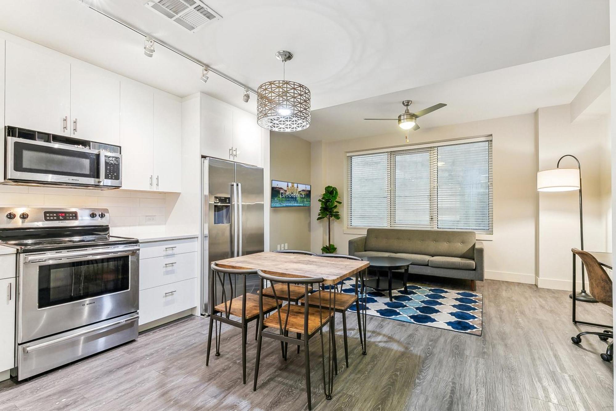 Upscale Condos And Penthouses Close To Canal And Bourbon St New Orleans  Kültér fotó